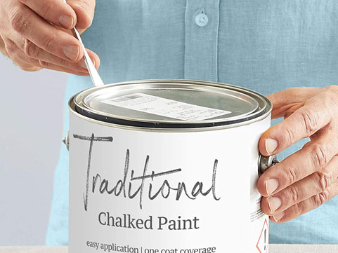 Opening Chalk Paint Can